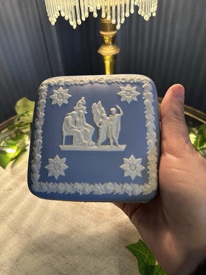 Square Box w Lid Cream Colour on Wedgwood Blue Jasperware ICARUS 4 Pet