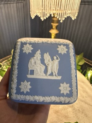 Square Box w Lid Cream Colour on Wedgwood Blue Jasperware ICARUS 4 Pet