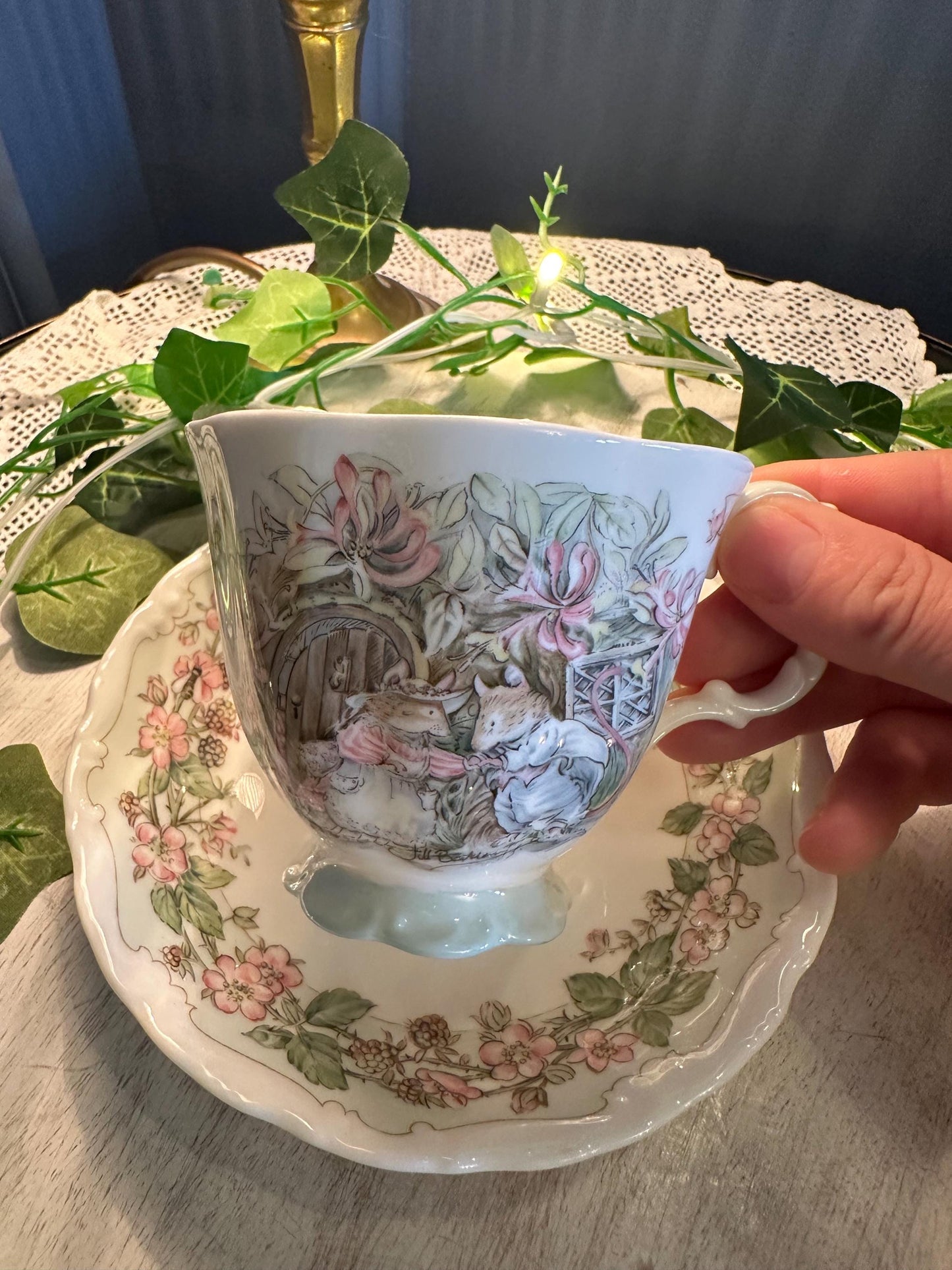 Vintage Royal Doulton Brambly Hedge “Summer” Teacup and Saucer – Jill Barklem 1983 – English Bone China