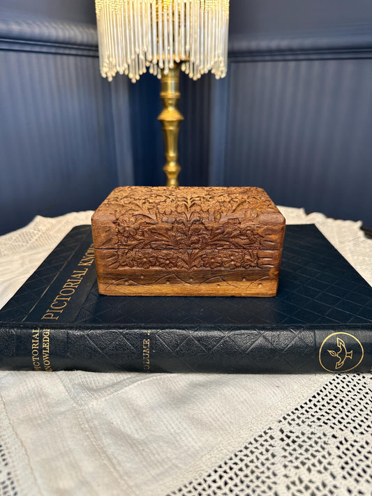 Hand Carved Wooden Jewelry Box, Vintage Floral Keepsake Box, Rustic Luxury Trinket Chest, Unique Gift for Her, Cottagecore Decor