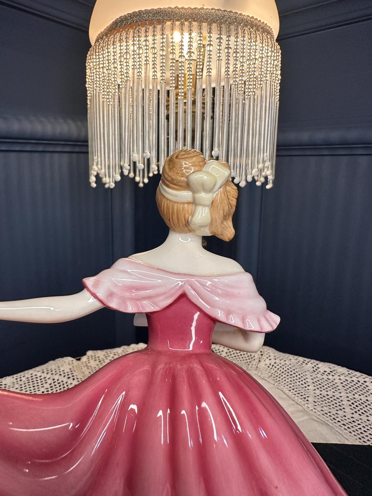 Royal Doulton Elaine Figurine HN 4865 Pretty Ladies Pink Dress Bone China Lady Vintage Collectible Gift England